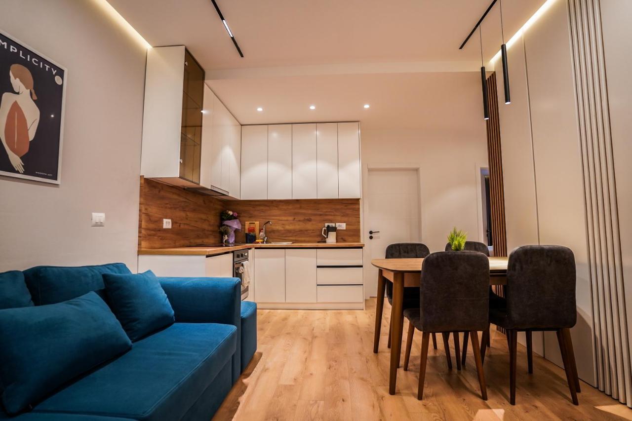 Hidden Gem Tirana 2Br Comfort In Historic Zone Екстериор снимка