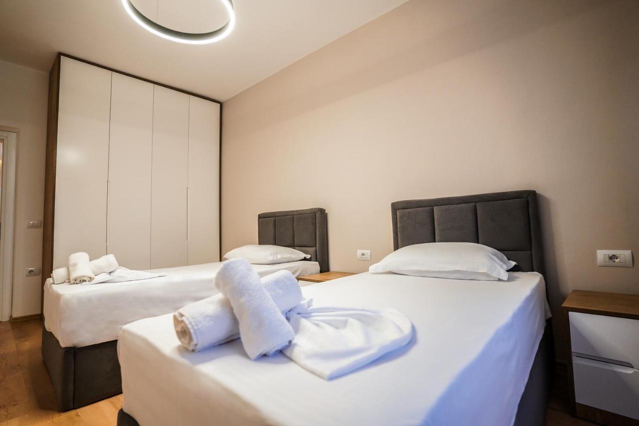 Hidden Gem Tirana 2Br Comfort In Historic Zone Екстериор снимка